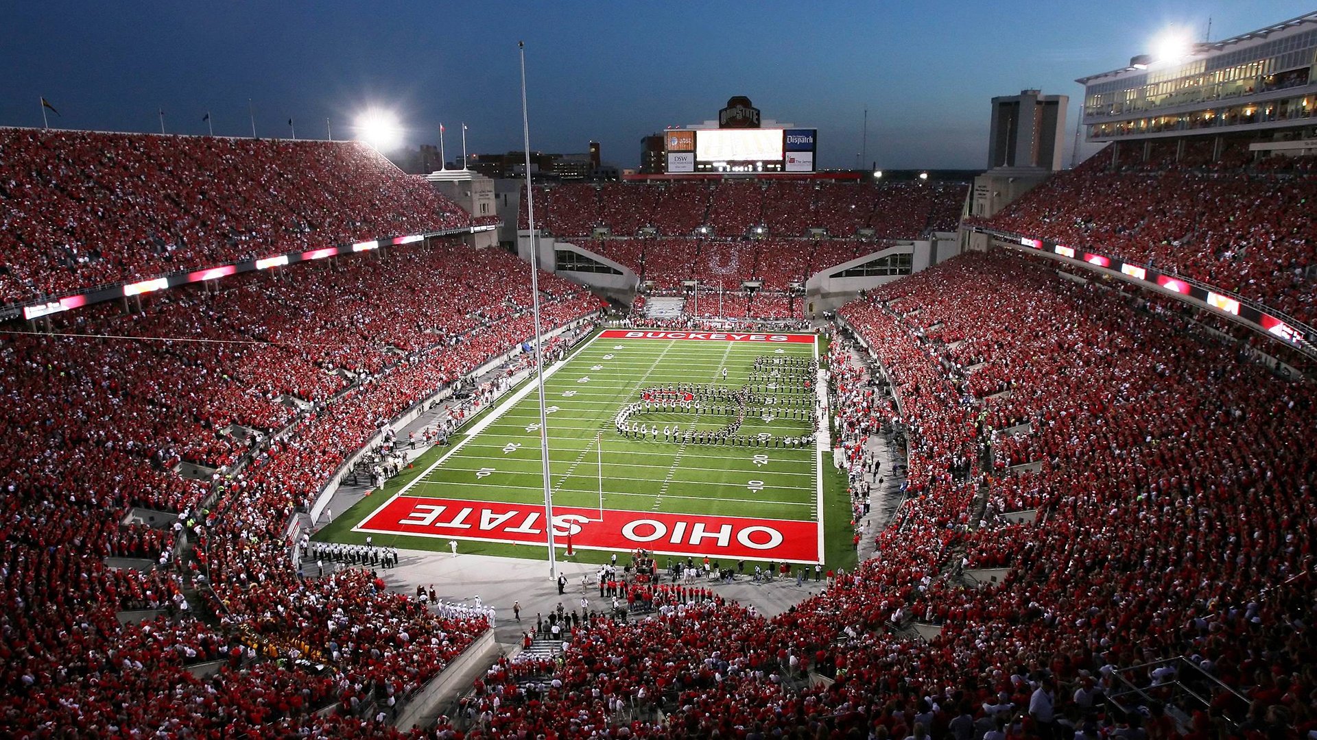 国际热身赛国足逆袭 球员精神面貌焕然一新，2021国足热身赛