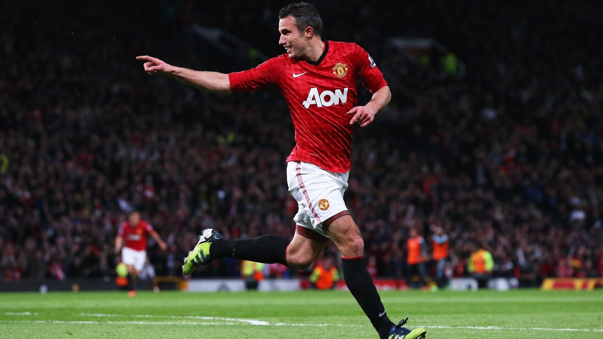 “马科斯·莫奇的高强度防守与全场覆盖,推动阿根廷美洲狮队迈向顶级行列”