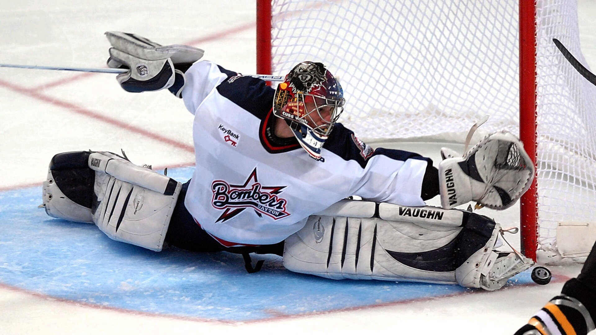 乐鱼体育网页登录-国际热身赛中国青年队战平 球迷鼓励球队继续努力，热身赛算国家队进球吗