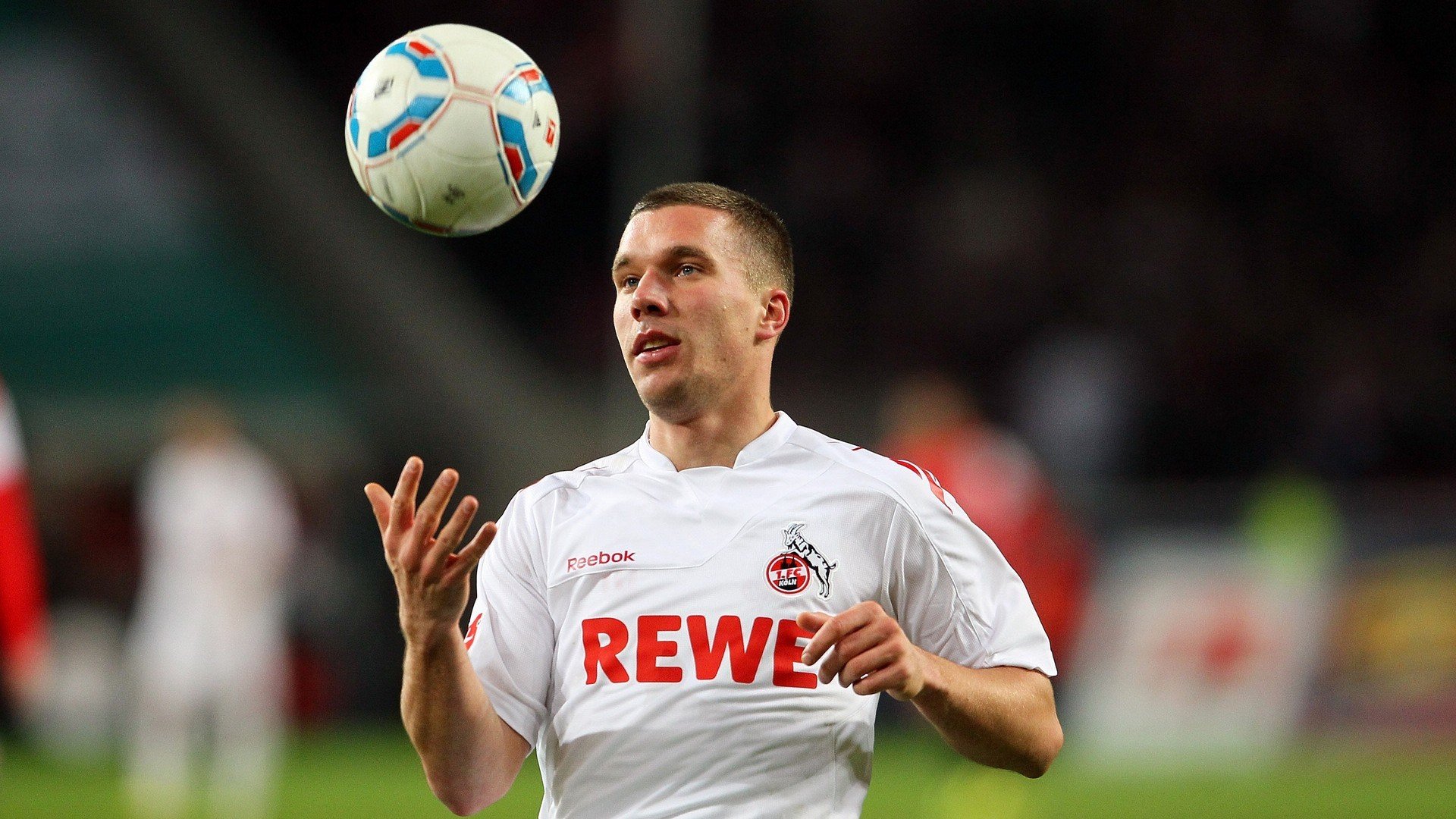 乐鱼体育app网址-青训体系融合多学科支持运动员全面发展，青训体育